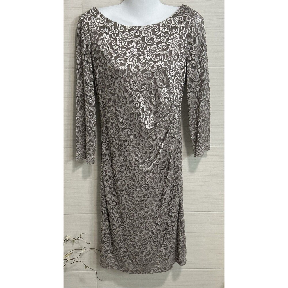 Jessica Howard Champagne Taupe Lace 3/4 Sleeve Sheath Dress 6, Feminine Cocktail